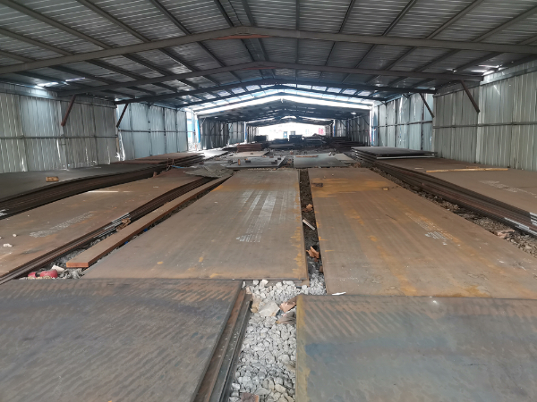 合金板现货仓库